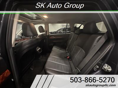 2011 Subaru Outback 2.5i Limited   - Photo 15 - Portland, OR 97214