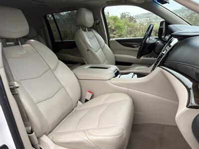 2019 Cadillac Escalade ESV Luxury   - Photo 14 - San Juan Capistrano, CA 92675