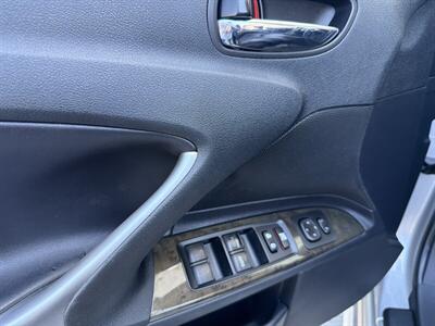 2013 Lexus IS 250C   - Photo 26 - San Juan Capistrano, CA 92675