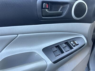 2015 Toyota Tacoma PreRunner V6   - Photo 21 - San Juan Capistrano, CA 92675