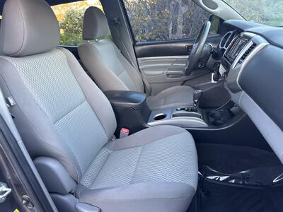2015 Toyota Tacoma PreRunner V6   - Photo 14 - San Juan Capistrano, CA 92675