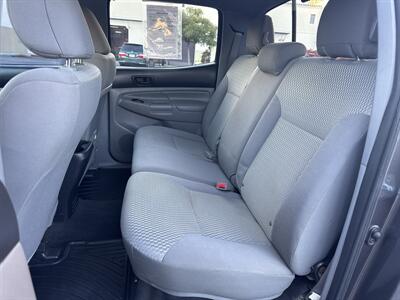 2015 Toyota Tacoma PreRunner V6   - Photo 15 - San Juan Capistrano, CA 92675