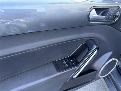 2015 Volkswagen Beetle Convertible 1.8T PZEV   - Photo 11 - San Juan Capistrano, CA 92675