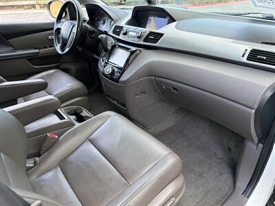 2016 Honda Odyssey EX-L w/Navi   - Photo 11 - San Juan Capistrano, CA 92675