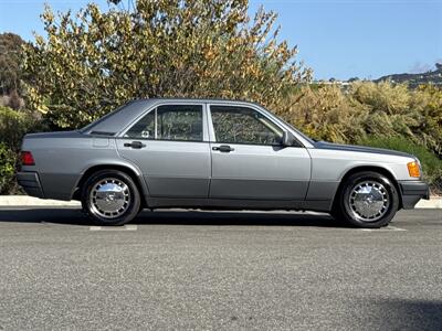 1992 Mercedes-Benz 190 E 2.6   - Photo 7 - San Juan Capistrano, CA 92675