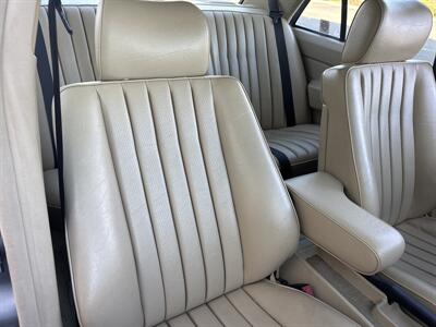 1992 Mercedes-Benz 190 E 2.6   - Photo 20 - San Juan Capistrano, CA 92675