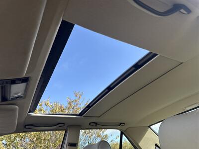 1992 Mercedes-Benz 190 E 2.6   - Photo 21 - San Juan Capistrano, CA 92675