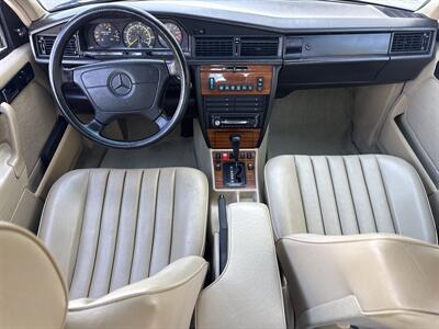 1992 Mercedes-Benz 190 E 2.6   - Photo 12 - San Juan Capistrano, CA 92675