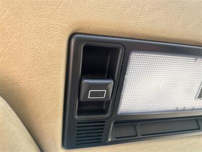 1992 Mercedes-Benz 190 E 2.6   - Photo 22 - San Juan Capistrano, CA 92675