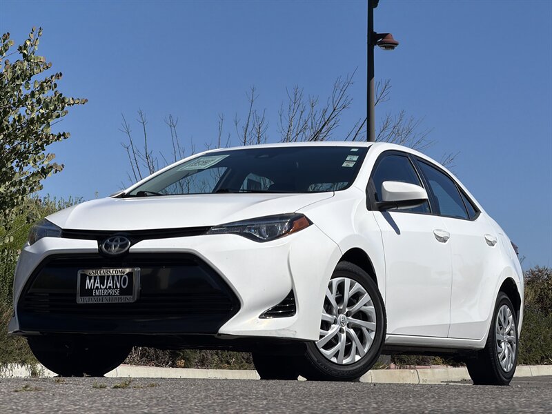 2017 Toyota Corolla LE  
