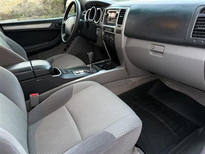 2005 Toyota 4Runner SR5   - Photo 12 - San Juan Capistrano, CA 92675