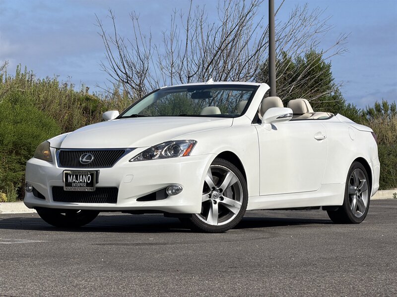 2010 Lexus IS 350 350C's photo