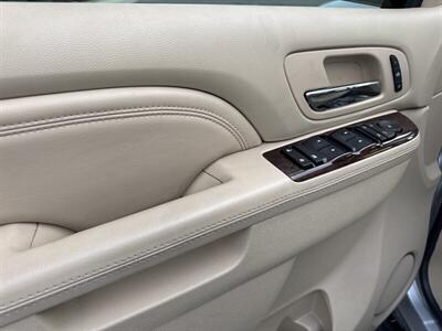 2011 Cadillac Escalade Luxury   - Photo 11 - San Juan Capistrano, CA 92675