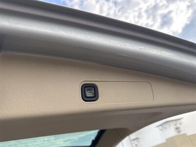 2011 Cadillac Escalade Luxury   - Photo 21 - San Juan Capistrano, CA 92675