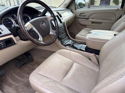 2011 Cadillac Escalade Luxury   - Photo 12 - San Juan Capistrano, CA 92675