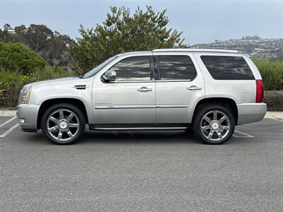 2011 Cadillac Escalade Luxury   - Photo 3 - San Juan Capistrano, CA 92675