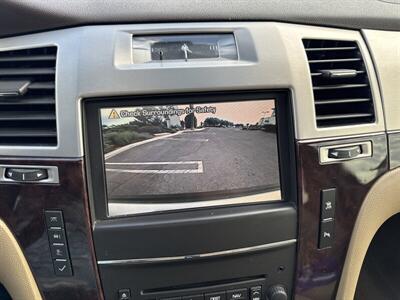 2011 Cadillac Escalade Luxury   - Photo 27 - San Juan Capistrano, CA 92675