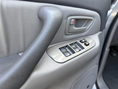 2004 Toyota Sequoia Limited   - Photo 24 - San Juan Capistrano, CA 92675