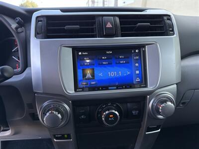 2012 Toyota 4Runner SR5   - Photo 19 - San Juan Capistrano, CA 92675