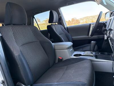 2012 Toyota 4Runner SR5   - Photo 14 - San Juan Capistrano, CA 92675