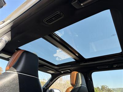 2020 Lincoln Navigator L Reserve   - Photo 19 - San Juan Capistrano, CA 92675