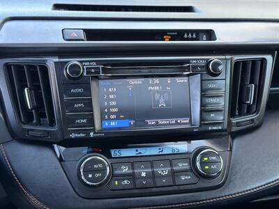 2018 Toyota RAV4 SE - Photo 26 - San Juan Capistrano, CA 92675