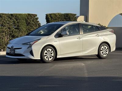 2016 Toyota Prius Four   - Photo 2 - San Juan Capistrano, CA 92675