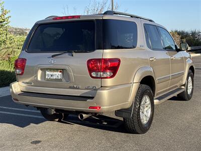 2005 Toyota Sequoia SR5  4X4 - Photo 6 - San Juan Capistrano, CA 92675