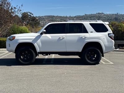 2015 Toyota 4Runner SR5 Premium   - Photo 3 - San Juan Capistrano, CA 92675