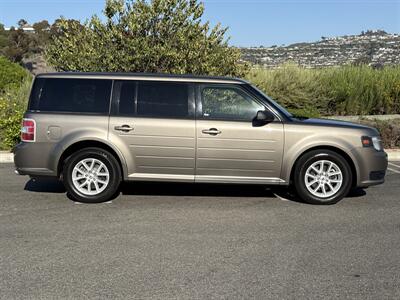 2014 Ford Flex SE   - Photo 7 - San Juan Capistrano, CA 92675