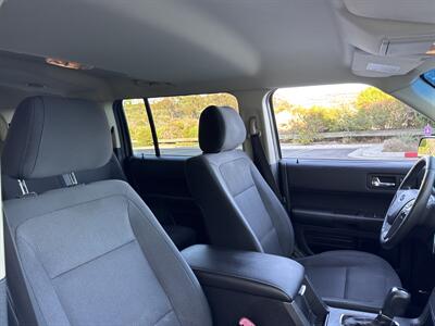 2014 Ford Flex SE   - Photo 15 - San Juan Capistrano, CA 92675