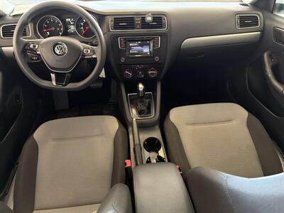 2017 Volkswagen Jetta 1.4T S - Photo 11 - San Juan Capistrano, CA 92675