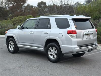 2011 Toyota 4Runner SR5 V6   - Photo 4 - San Juan Capistrano, CA 92675