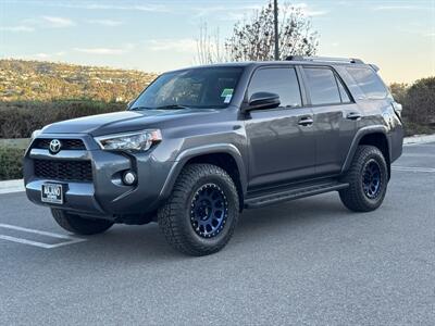 2019 Toyota 4Runner SR5  4X4 - Photo 2 - San Juan Capistrano, CA 92675