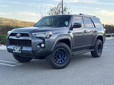 2019 Toyota 4Runner SR5  4X4