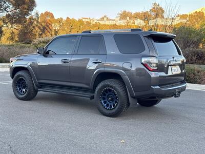 2019 Toyota 4Runner SR5  4X4 - Photo 4 - San Juan Capistrano, CA 92675