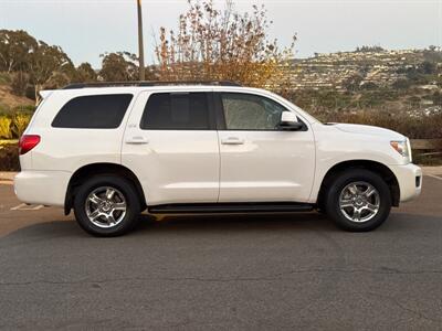 2013 Toyota Sequoia SR5  4X4 - Photo 12 - San Juan Capistrano, CA 92675