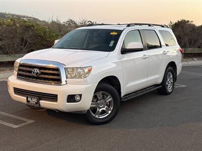 2013 Toyota Sequoia SR5  4X4 - Photo 2 - San Juan Capistrano, CA 92675