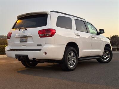 2013 Toyota Sequoia SR5  4X4 - Photo 9 - San Juan Capistrano, CA 92675