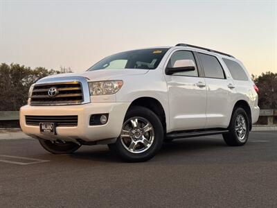 2013 Toyota Sequoia SR5  4X4 - Photo 1 - San Juan Capistrano, CA 92675