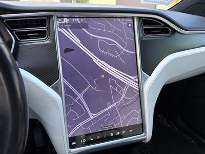 2017 Tesla Model X 100D   - Photo 21 - San Juan Capistrano, CA 92675