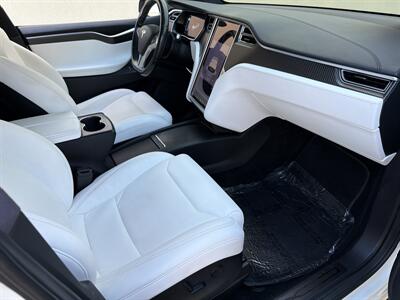2017 Tesla Model X 100D   - Photo 13 - San Juan Capistrano, CA 92675