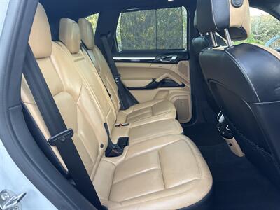 2016 Porsche Cayenne S   - Photo 15 - San Juan Capistrano, CA 92675