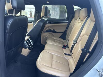 2016 Porsche Cayenne S   - Photo 14 - San Juan Capistrano, CA 92675