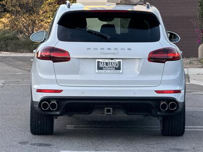 2016 Porsche Cayenne S   - Photo 5 - San Juan Capistrano, CA 92675