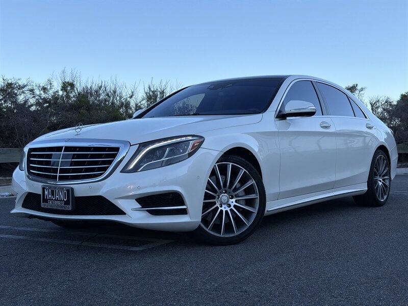 2015 Mercedes-Benz S 550  