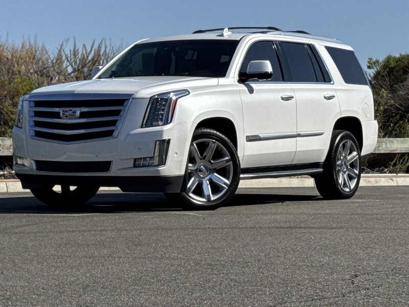 2017 Cadillac Escalade Luxury  