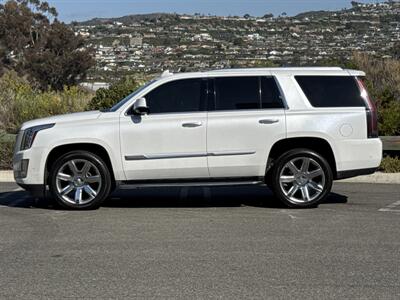 2017 Cadillac Escalade Luxury   - Photo 3 - San Juan Capistrano, CA 92675