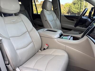 2017 Cadillac Escalade Luxury   - Photo 15 - San Juan Capistrano, CA 92675
