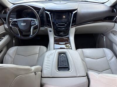2017 Cadillac Escalade Luxury   - Photo 12 - San Juan Capistrano, CA 92675
